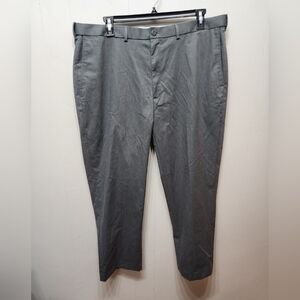 Haggar Pants 42 x 32 Gray Classic Fit Iron Free Premium Khaki Casual Office B969